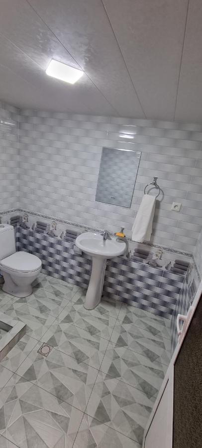 Hostel Muborak ซามาร์คันด์ ภายนอก รูปภาพ